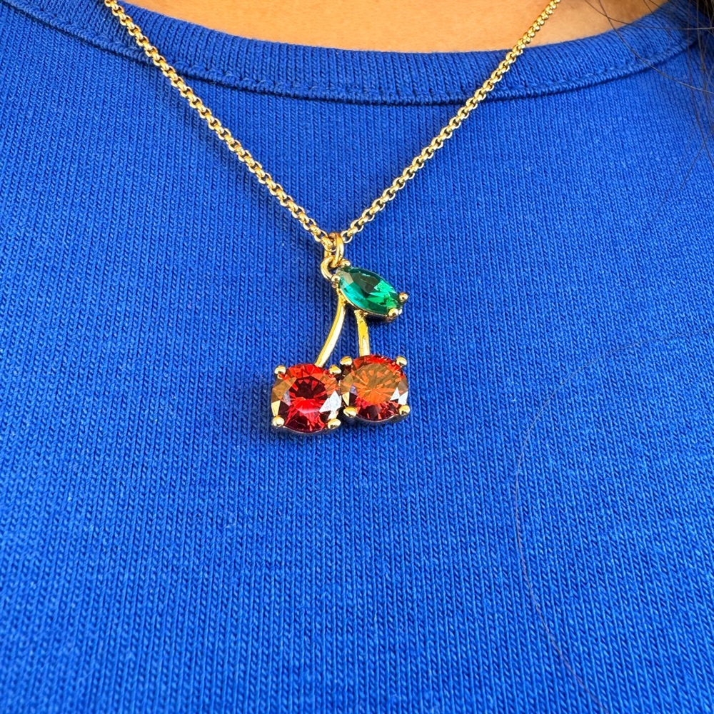 ♠️kate spade Cherry Mini Pendant Necklace🍒